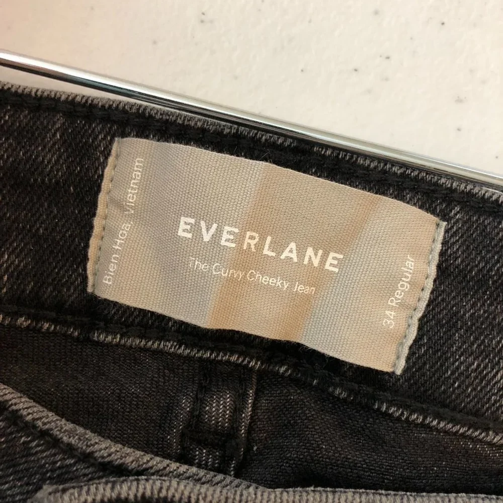 Everlane The Curvy Cheeky Straight Jean Stretch Washed Black Size 34 - Picture 9 of 10